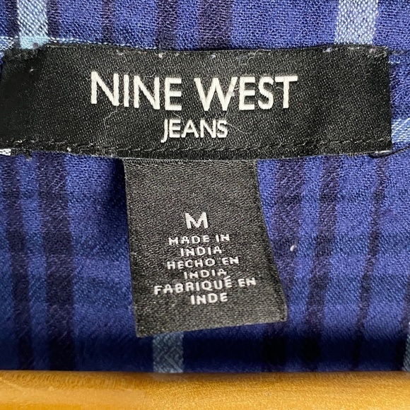 Nine West Jeans Womens Blue Plaid Long Sleeve V-Neck Pull Over Shirt Size Medium - Picture 2 of 15